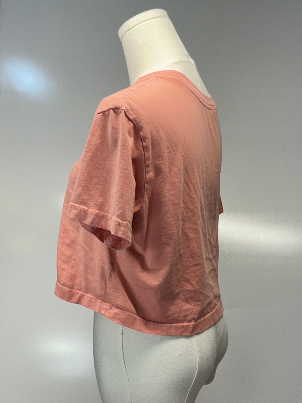 Nike Sportswear Essential Crop Top Peach Graphic Tee Futura Swoosh Size S - Picture 9 of 12
